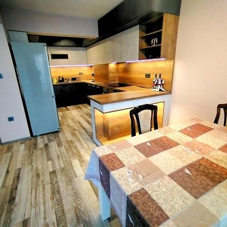 וארנה Beachside Apartment Center # 3 מראה חיצוני תמונה